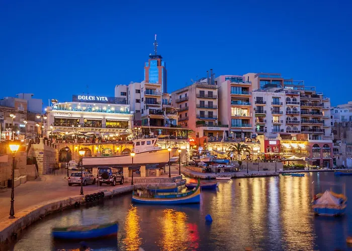 Front Row Malta - Your Grand Harbour With Rooftop Terrace & Views Of Valletta Frühstückspension