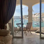 Front Row Malta - Grand Harbour With Iconic Valletta Views Kalkara