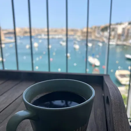 Front Row Malta - Grand Harbour With Iconic Valletta Views