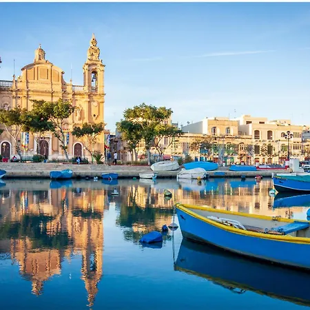 Bed & Breakfast Front Row Malta - Your Grand Harbour With Rooftop Terrace & Views Of Valletta 4*