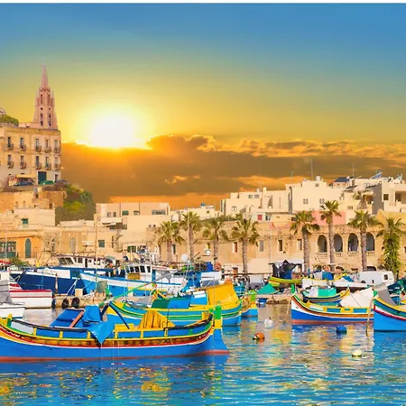Front Row Malta - Waterfront Grand Harbour With Iconic Valletta Views Bed & Breakfast Kalkara