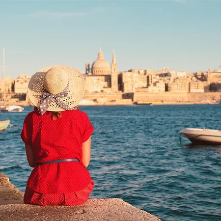 Front Row Malta - Grand Harbour With Iconic Valletta Views B&B 4*