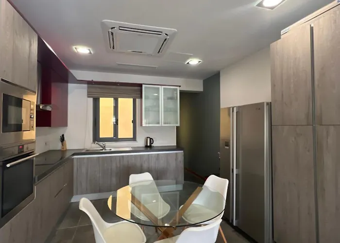 Front Row Malta - Your Grand Harbour With Rooftop Terrace & Views Of Valletta 4*