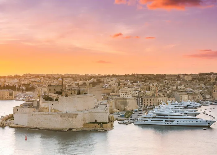 Bed and Breakfast Front Row Malta - Grand Harbour With Iconic Valletta Views 4*