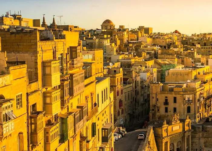 Front Row Malta - Grand Harbour With Iconic Valletta Views