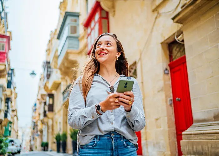 Front Row Malta - Grand Harbour With Iconic Valletta Views Bed and Breakfast